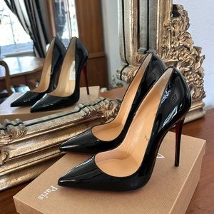 BNWT Christian Louboutin So Kate 120 Black Patent 37.5